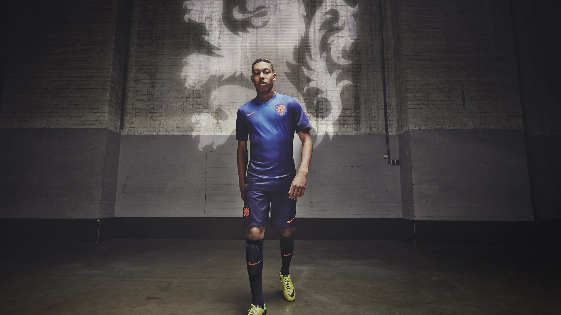 “安赫尔·巴尔博萨的技术特点与领袖气质，推动美洲狮队全面崛起”